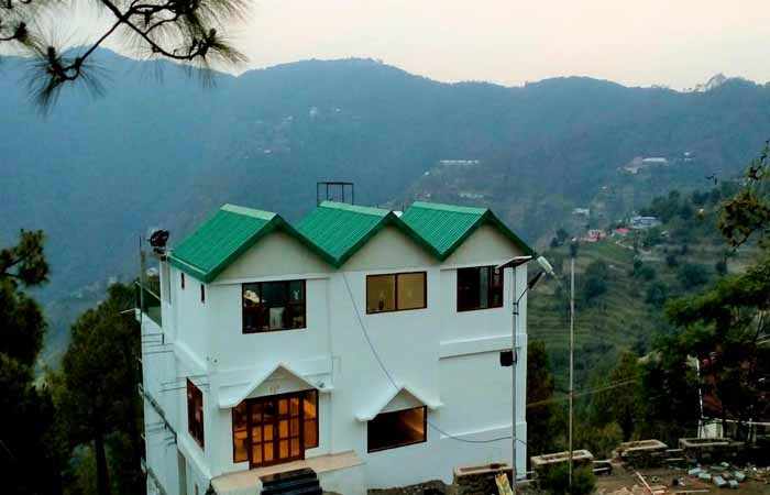 Hotel Emerald Valley