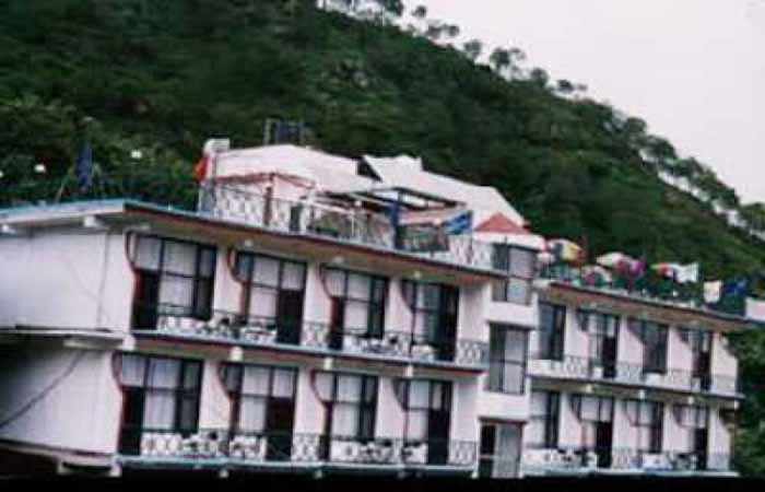 Hotel Hemkunth Garkhal Kasauli