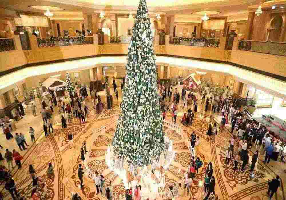 Christmas in Dubai: Desert Wonders & Festive Lights