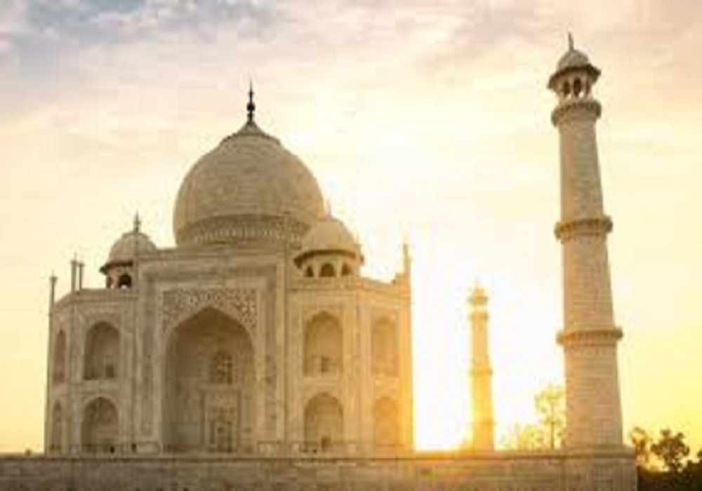 Agra Holi Package