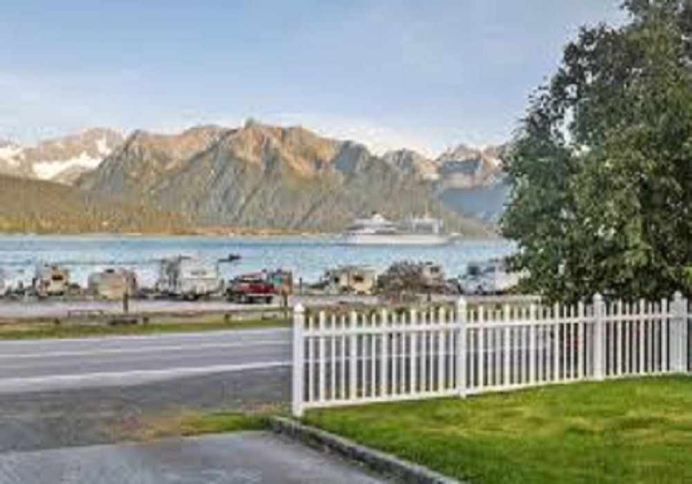 Alaska Family Package