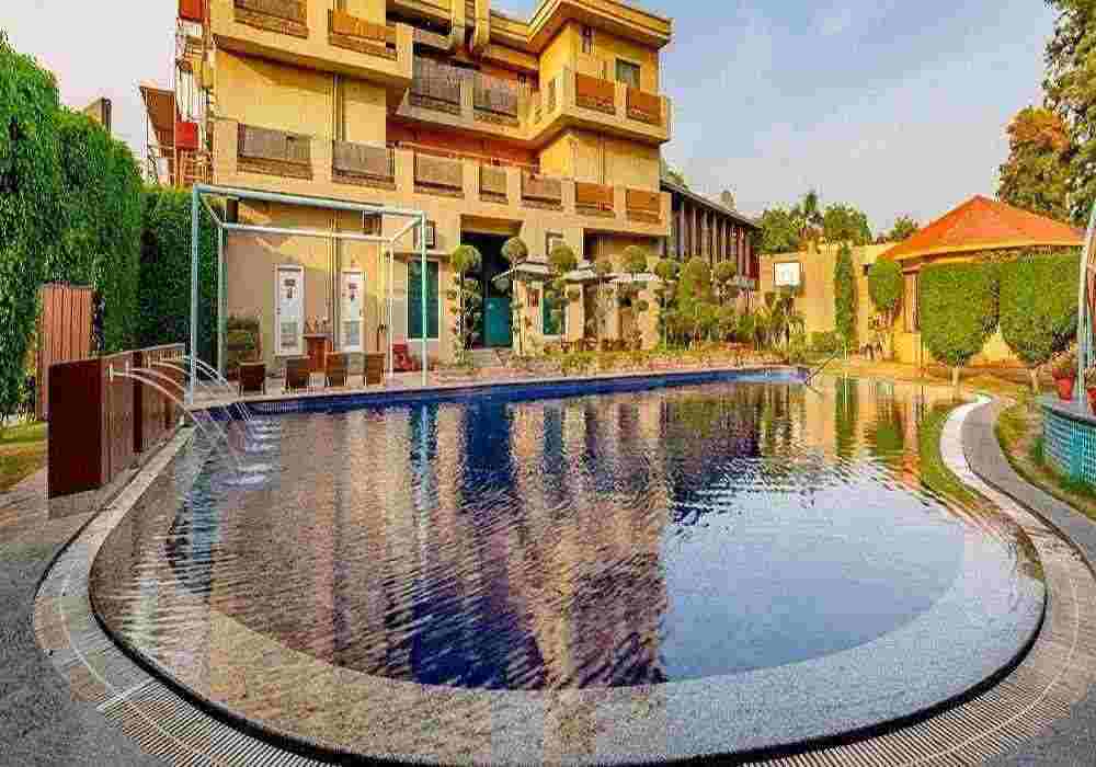 Aravali Resort Picnic Spot, Rewari