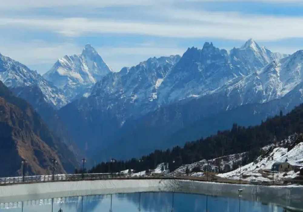 Auli Monsoon Tour Package