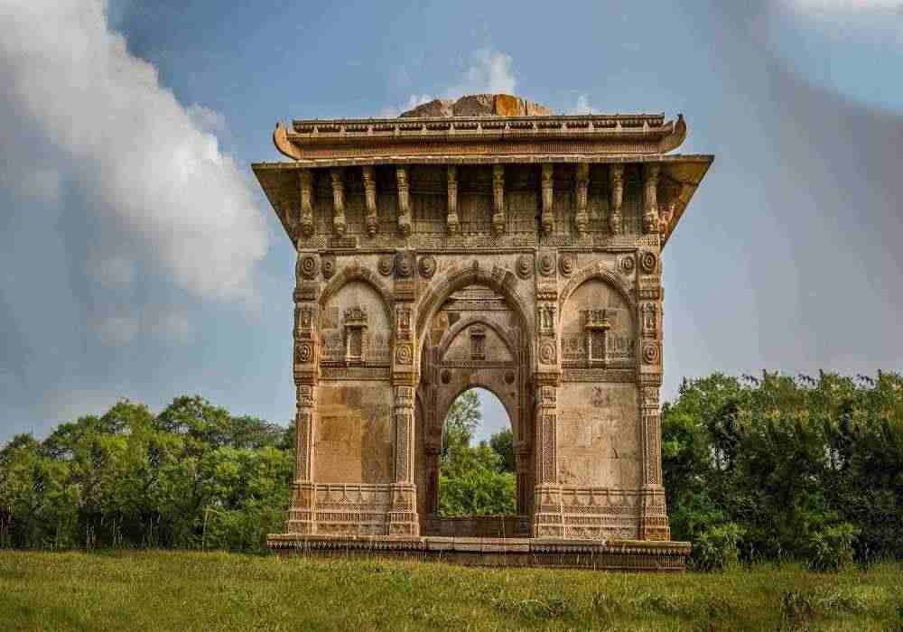 Champaner Monsoon Package