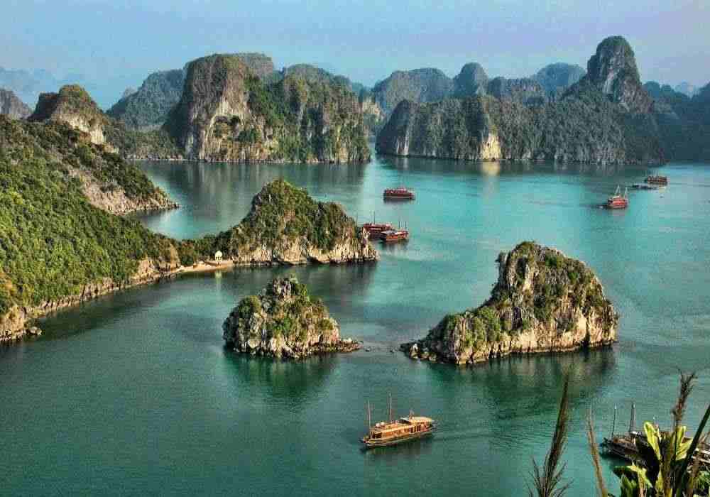 Ha long Bay Group Tour Package