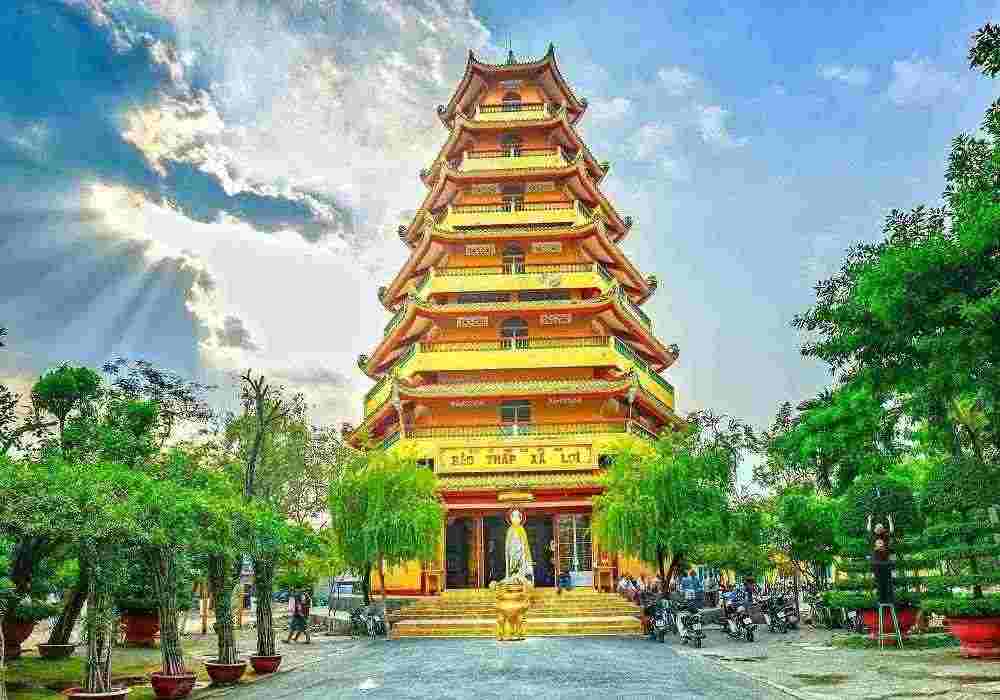 Ho Chi Minh City Honeymoon Tour Packages