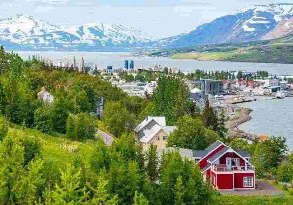Iceland Honeymoon Tour Packages