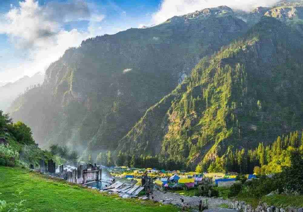 Kheerganga School Tour Package
