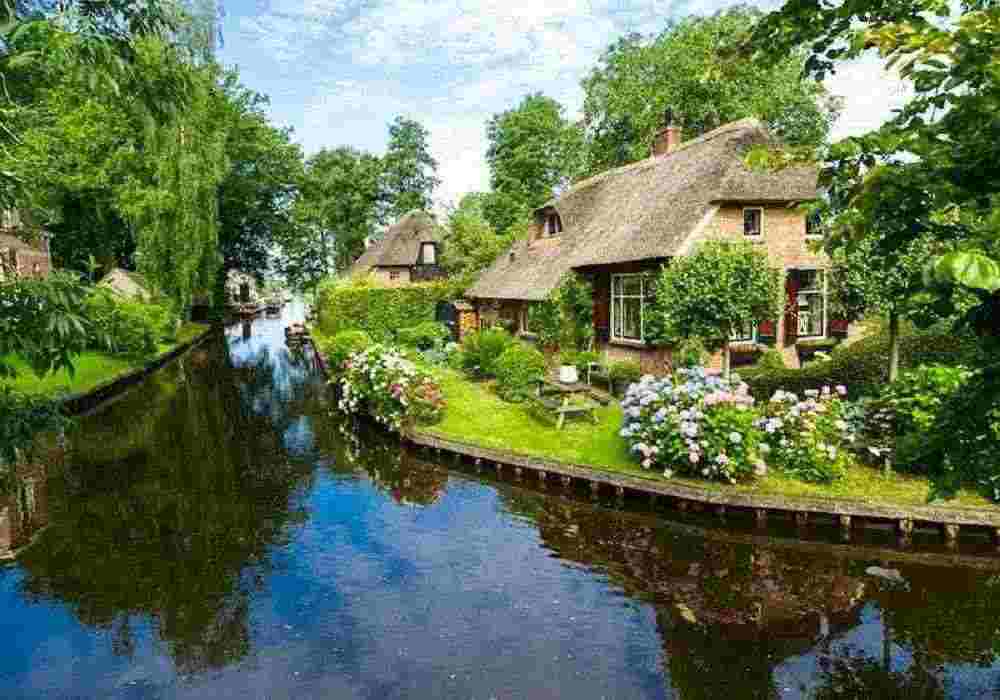 Netherlands Monsoon Package