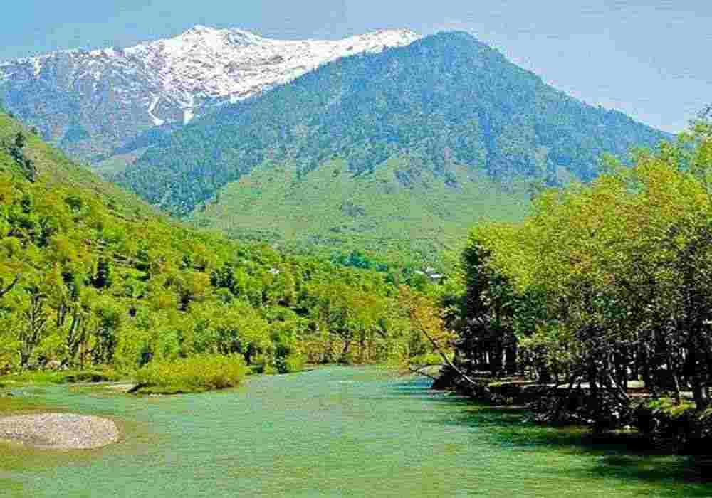 Pahalgam Honeymoon Package