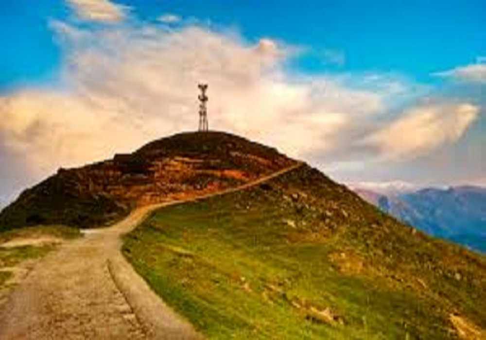 Patnitop Holi Package