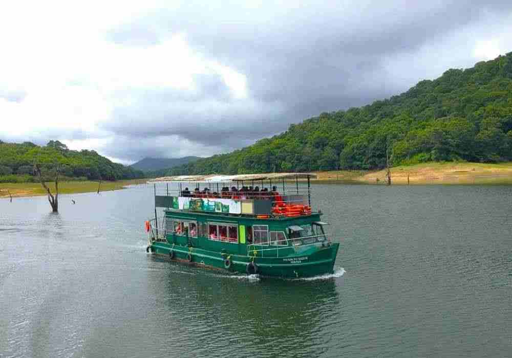 Explore Munnar & Alleppey