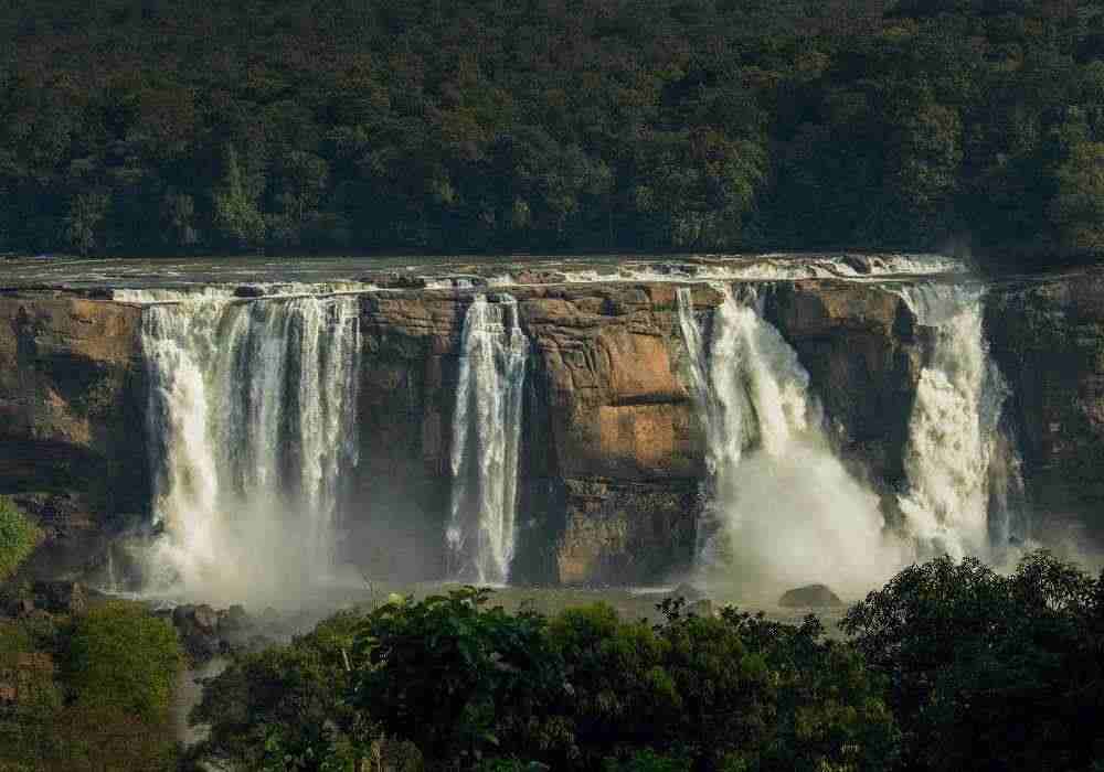 Unforgettable Athirappilly Falls Tour