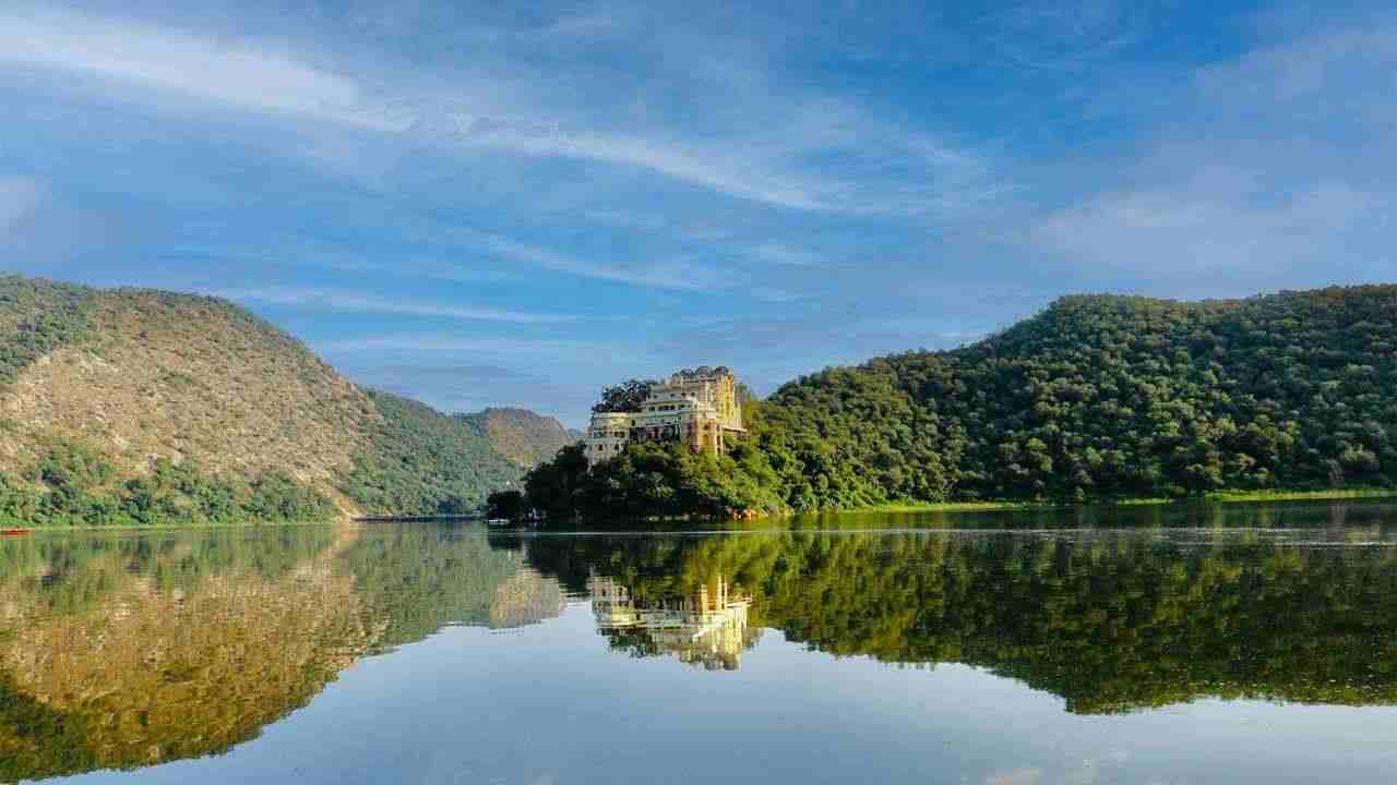 Alwar Independence Day Package