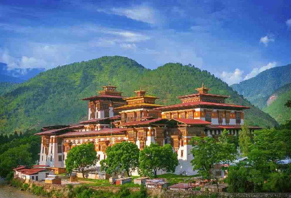 Maharashtra to Bhutan Tour Package