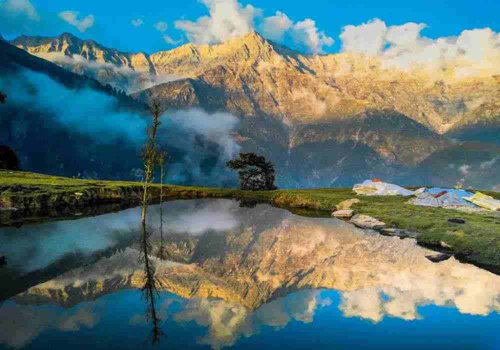 Triund Monsoon Package