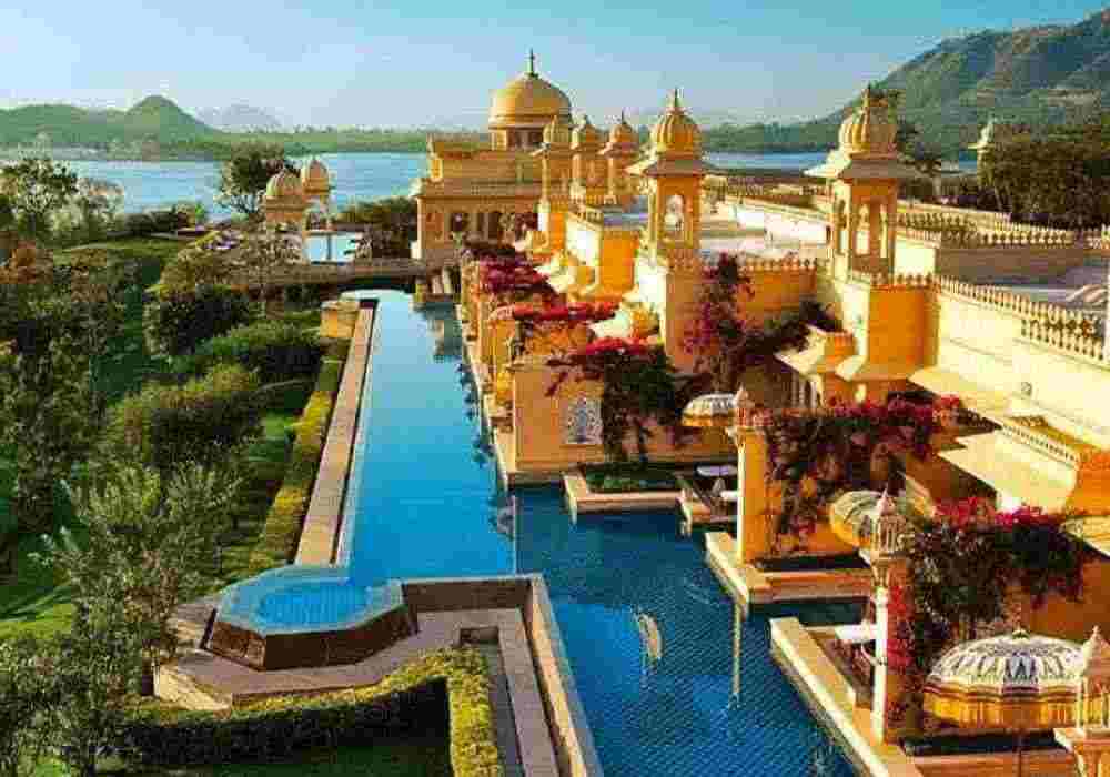 Udaipur Group Tour Package