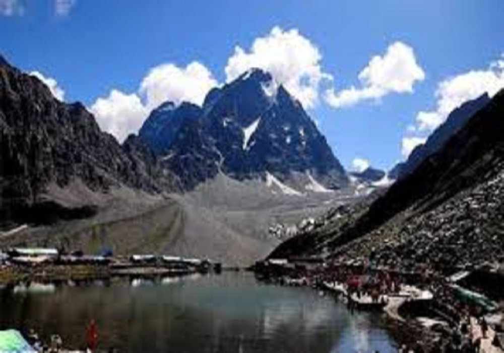 Udhampur Holi Package