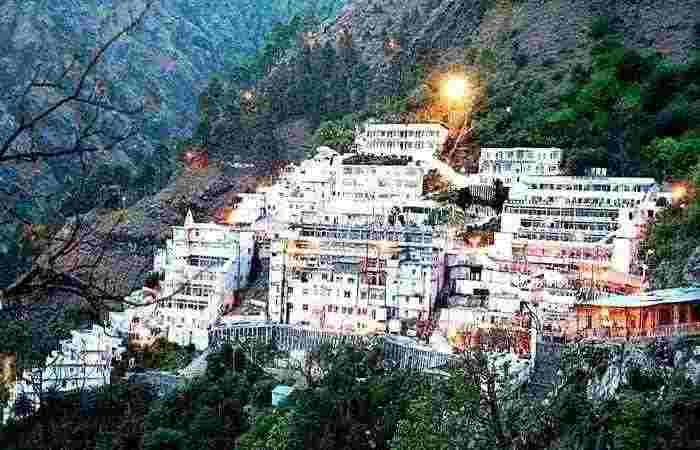 Vaishnodevi Darsan with Amritsar
