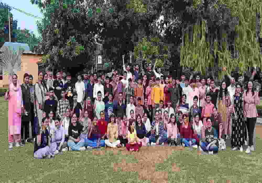 Corbett School Tour Package