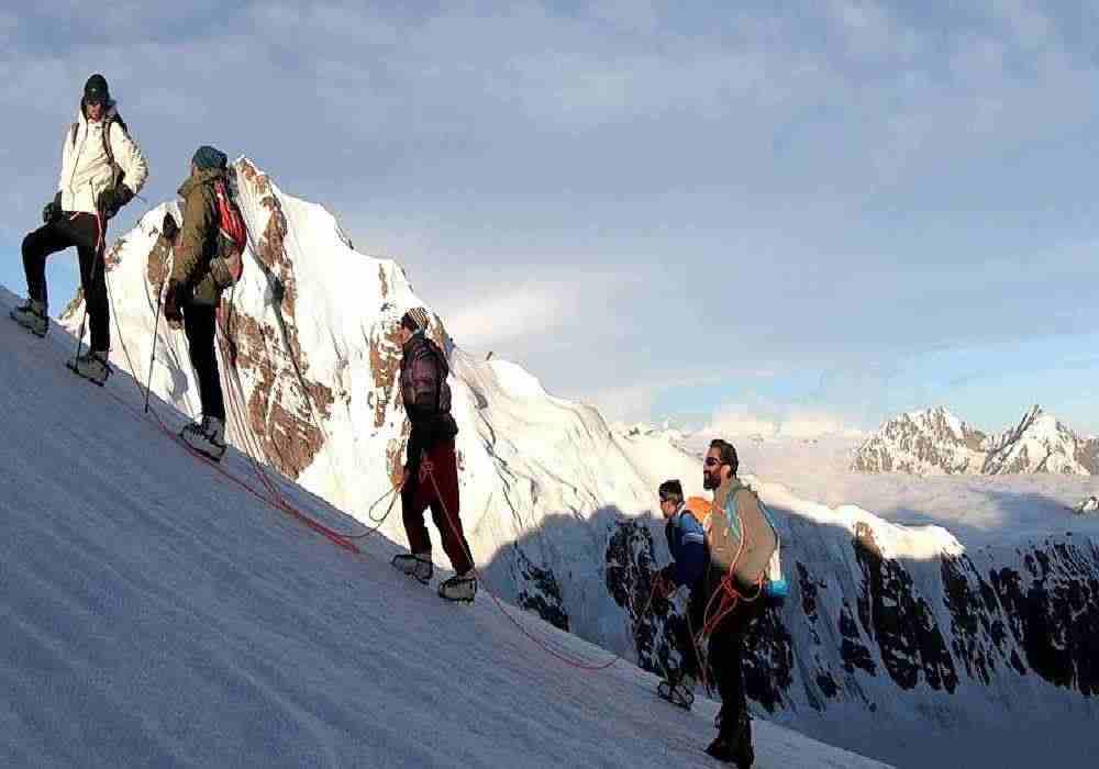 Yunum Peak Expedition